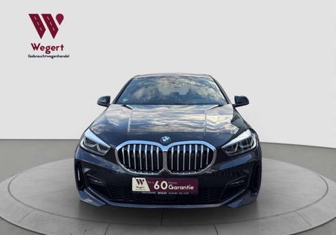 BMW 118, 2024
