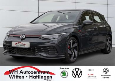 Volkswagen Golf, 2022