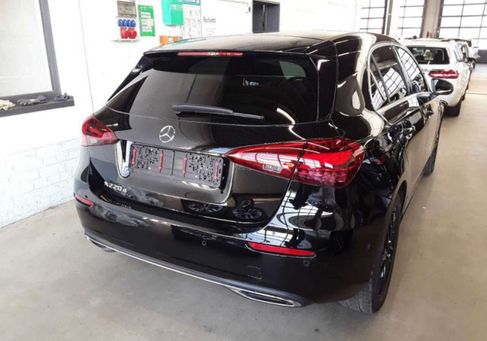 Mercedes-Benz A 220, 2024