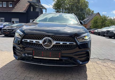 Mercedes-Benz GLA 250, 2021