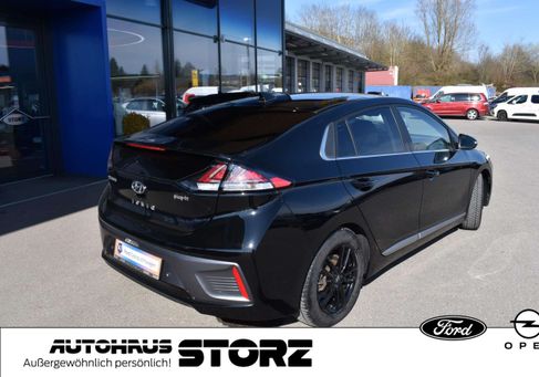 Hyundai IONIQ, 2022 3