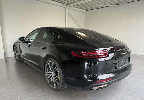 Porsche Panamera, 2019