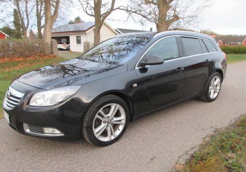 Opel Insignia, 2011