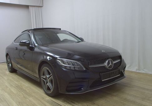 Mercedes-Benz C 180, 2022