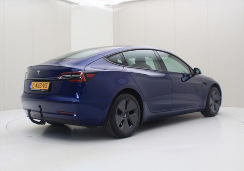 Tesla Model 3, 2021 3