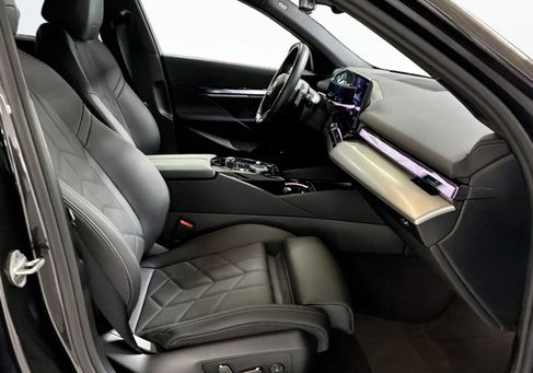 BMW 530, 2026 3
