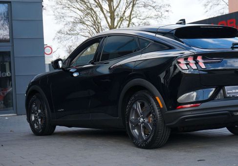 Ford Mustang Mach-E, 2021