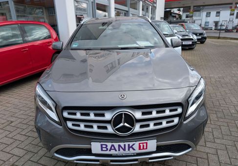 Mercedes-Benz GLA 180, 2017