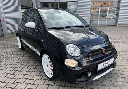 Abarth 695, 2022