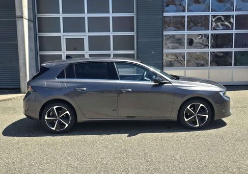 Opel Astra, 2023