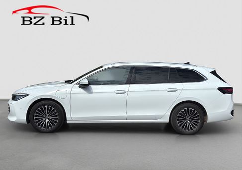 Volkswagen Passat Variant, 2024 2