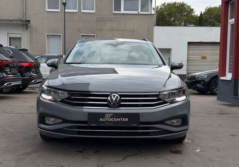 Volkswagen Passat Variant, 2023 3