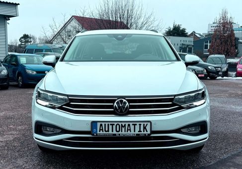 Volkswagen Passat Variant, 2023