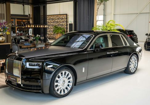 Rolls-Royce Phantom, 2022