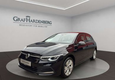Volkswagen Golf, 2022