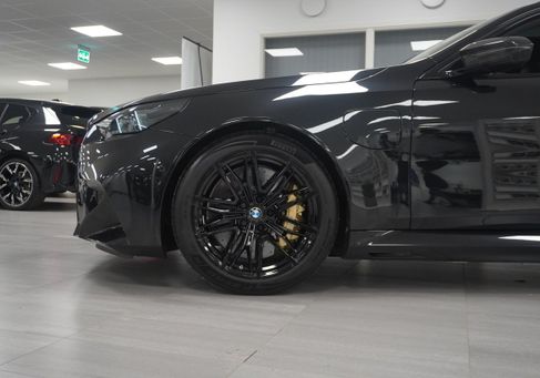 BMW M5, 2025