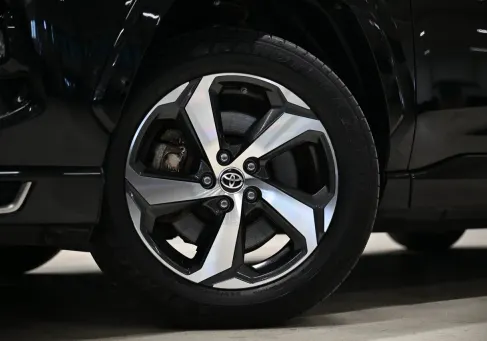 Toyota RAV 4, 2023 2