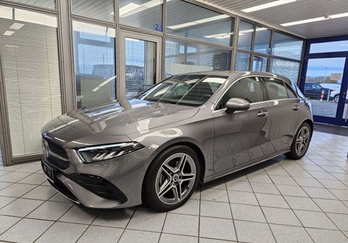 Mercedes-Benz A 180, 2025