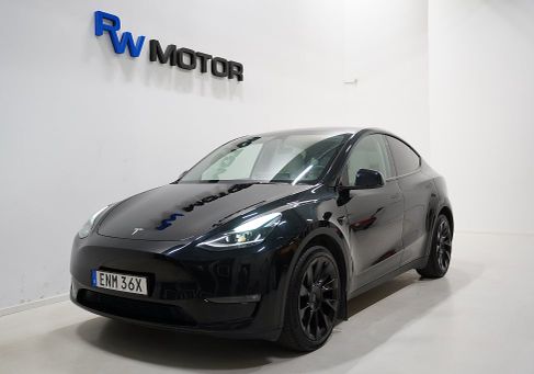 Tesla Model Y, 2021 3