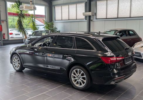 Audi A4, 2022