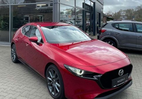 Mazda 3, 2022