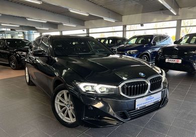 BMW 318, 2023
