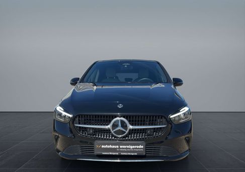 Mercedes-Benz B 200, 2024