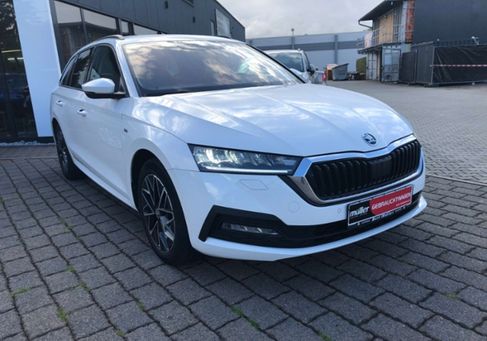 Skoda Octavia, 2022 3