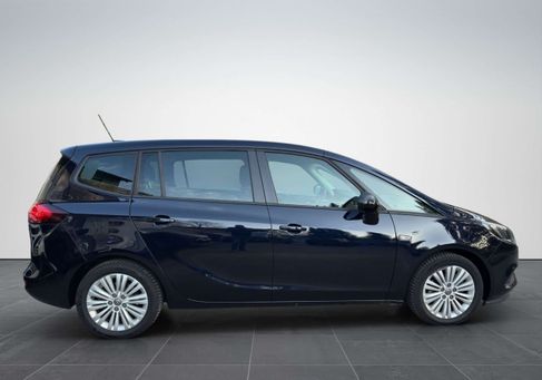 Opel Zafira, 2017