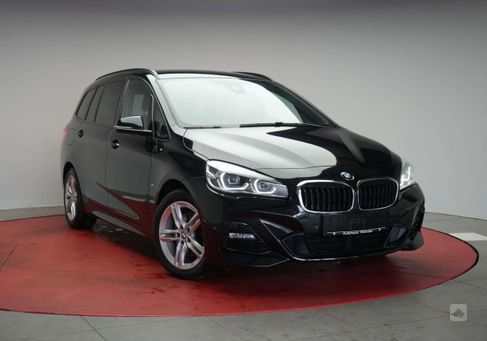 BMW 218, 2022