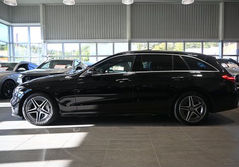 Mercedes-Benz C 300, 2023