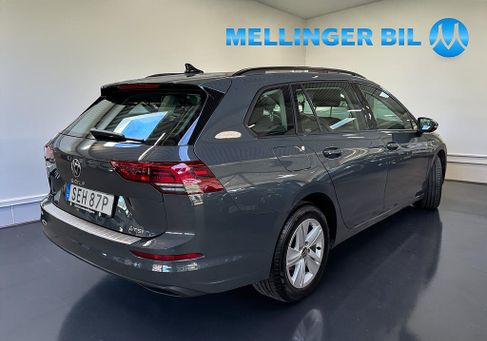 Volkswagen Golf, 2023 3