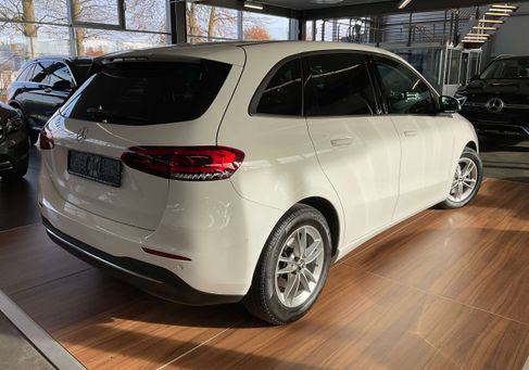 Mercedes-Benz B 200, 2019
