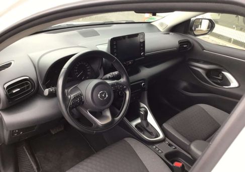 Mazda 2, 2022