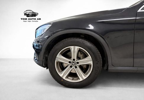 Mercedes-Benz GLC 220, 2018 3