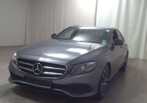 Mercedes-Benz E 200, 2019