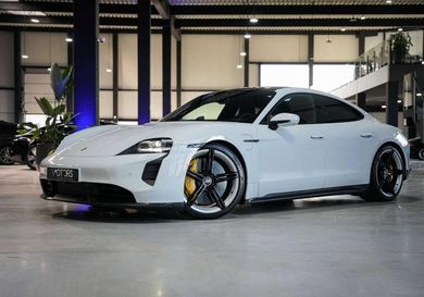 Porsche Taycan, 2020