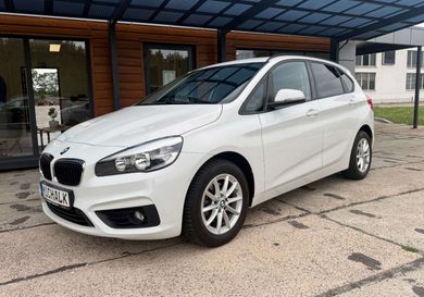 BMW 218, 2018