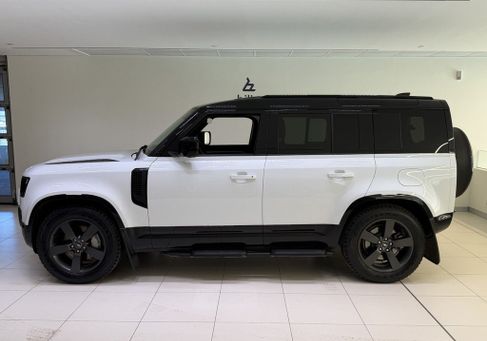 Land Rover Defender, 2025