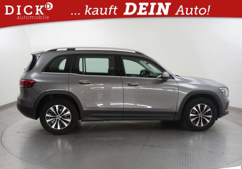 Mercedes-Benz GLB 200, 2023
