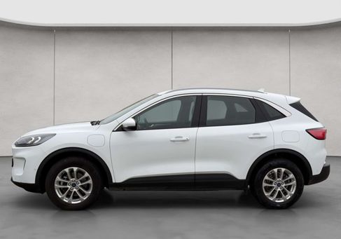 Ford Kuga, 2022