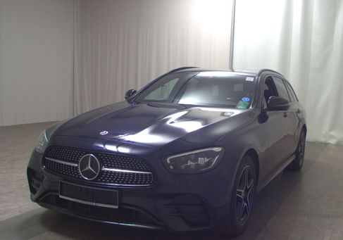 Mercedes-Benz E 300, 2022 2
