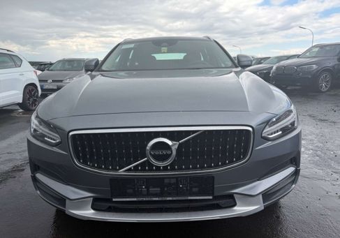 Volvo V90 Cross Country, 2018