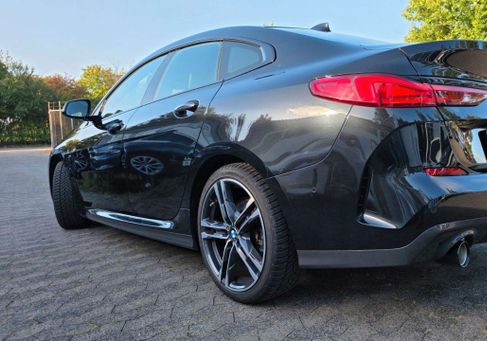 BMW 218, 2023 3