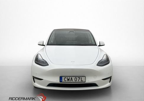 Tesla Model Y, 2022