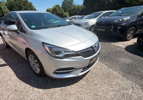 Opel Astra, 2020
