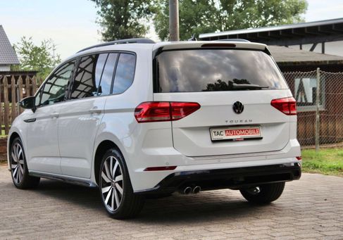 Volkswagen Touran, 2022