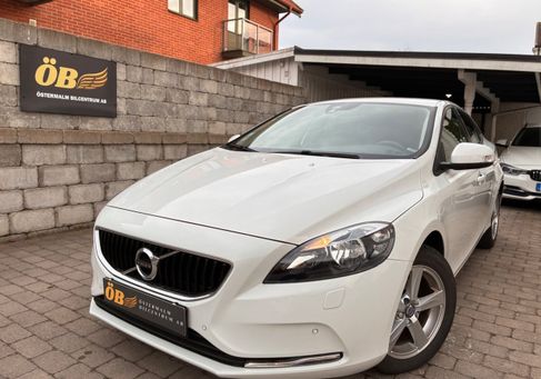 Volvo V40, 2018