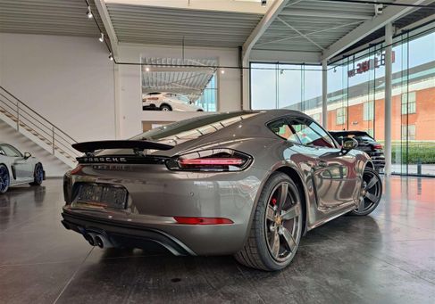 Porsche Cayman, 2019