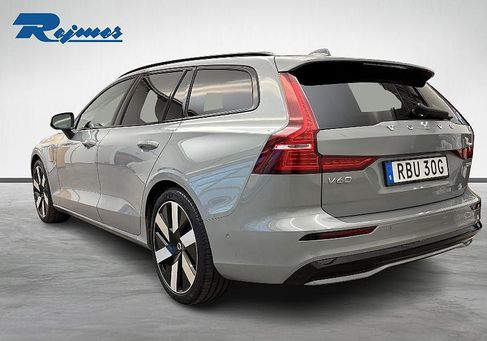 Volvo V60, 2025